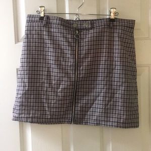 Wild fable purple plaid mini skirt size large NWT
